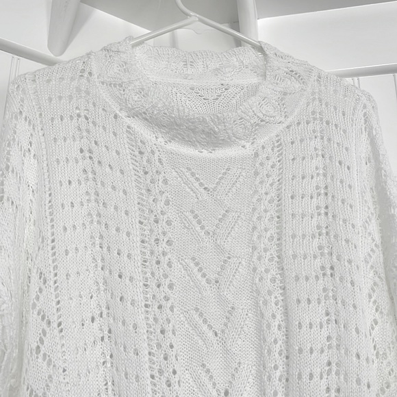 Elegant Semi-Sheer Lace Knit Long Sleeve Crew Neck Top - Picture 4 of 7
